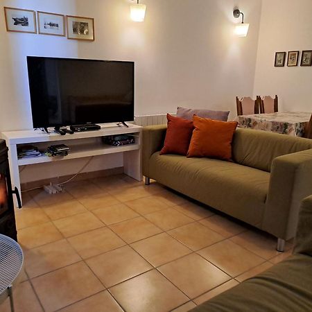 Chatrou Chatelraould-Saint-Louvent Bagian luar foto